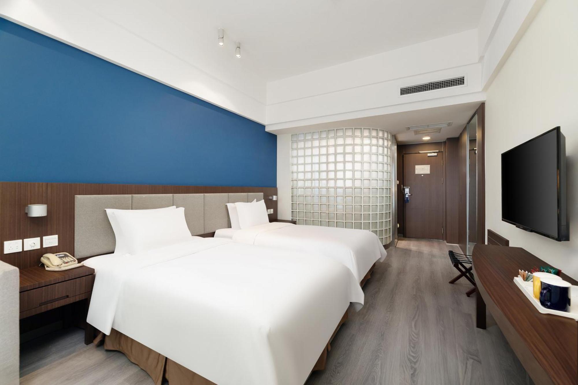 Holiday Inn Express Chengdu Wuhou By Ihg-Wuhou Temple And Jinli Exterior foto